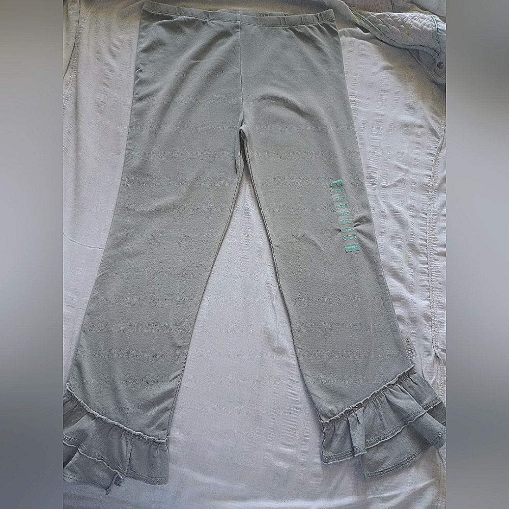Pale green flared leggings for kids